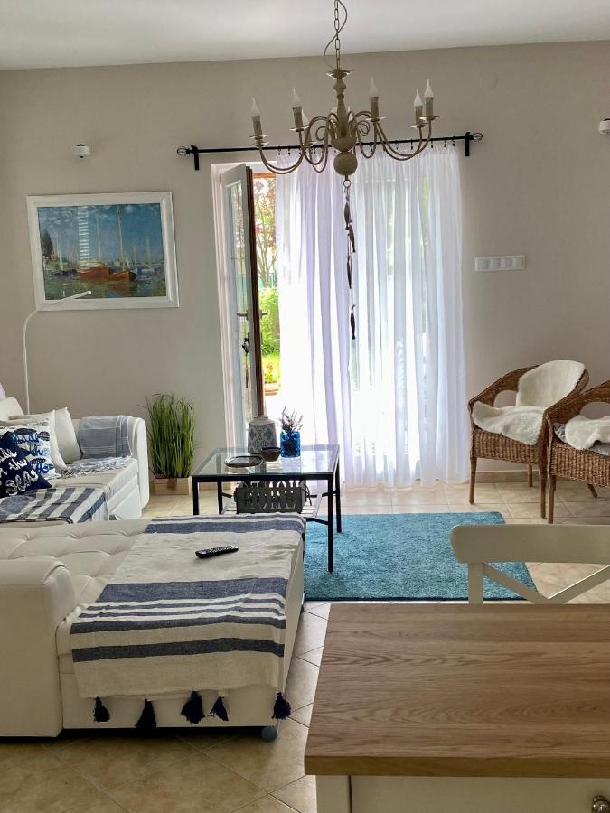 זמראדי Villa Scamard מראה חיצוני תמונה